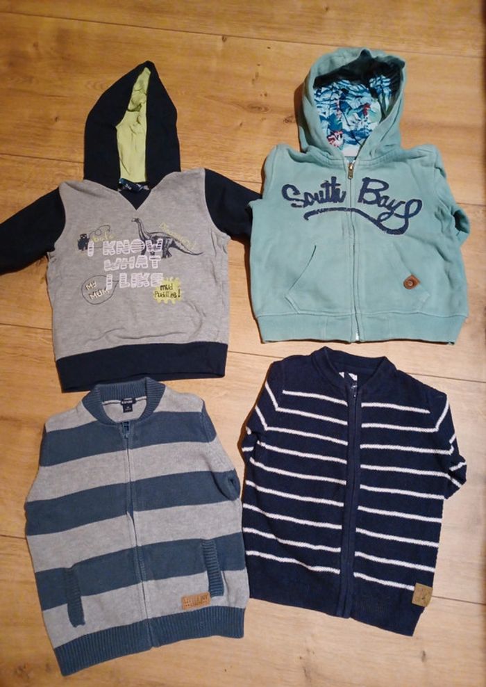Lot gillets garçon 3 ans