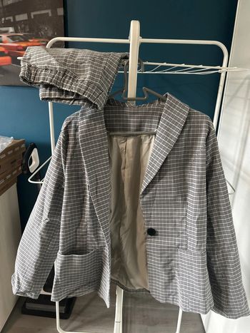 Ensemble pantalon + blazer neuf
