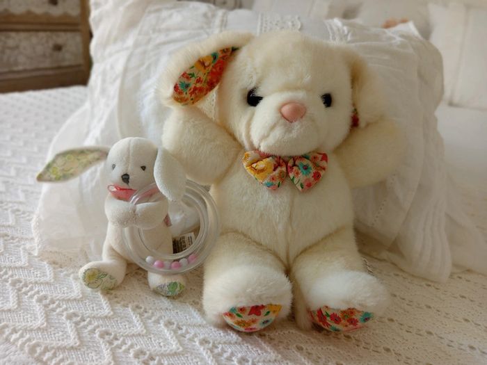 Lot peluche et hochet lapin détail liberty (Jacadi et autre) - photo numéro 11