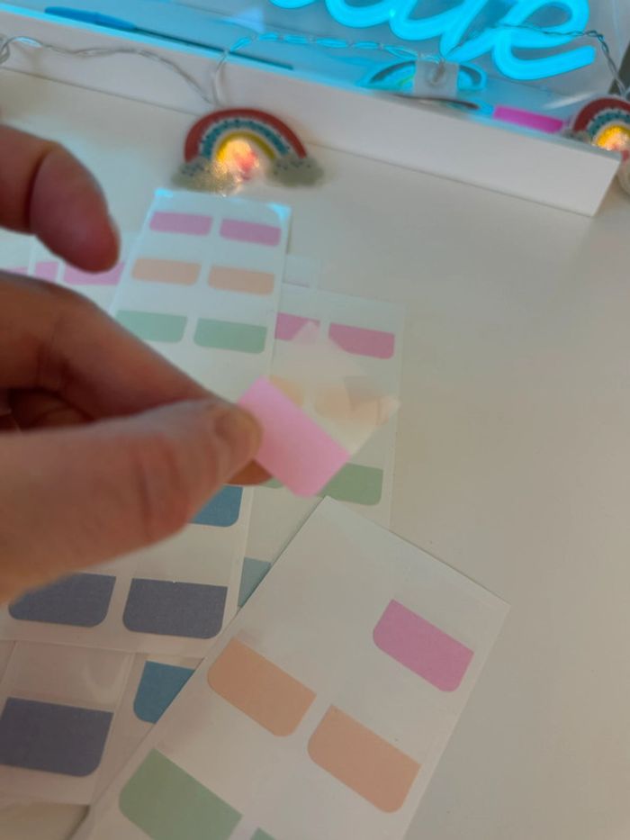 Un feuillet de 12 onglets - photo numéro 5