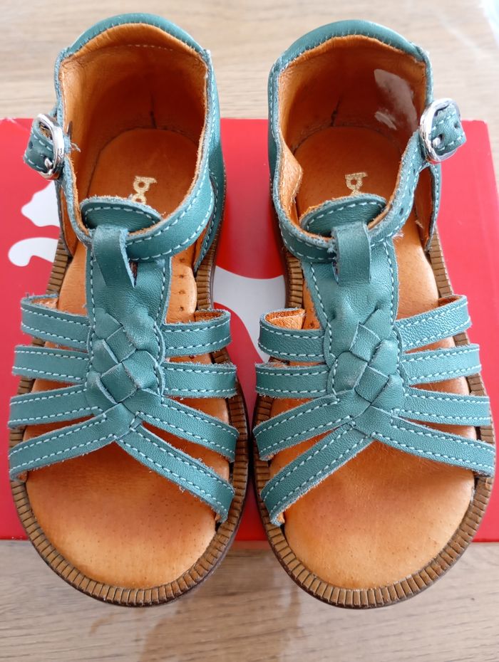 Babybotte neuves pour fille en taille 22 - photo numéro 2