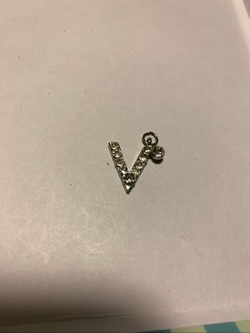 Pendentif initiale V