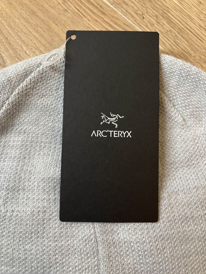 Bonnet Arc'teryx Solitude Arctic Silk neuf - photo numéro 5