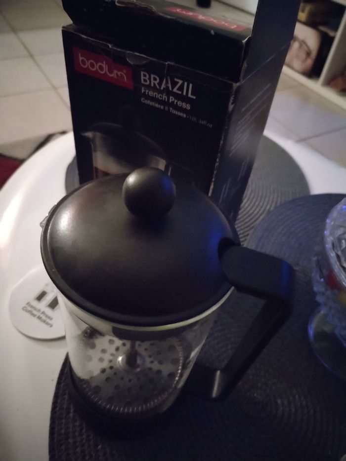 Cafetière à piston 8 tasses "Bodum Brazil" neuve - photo numéro 6