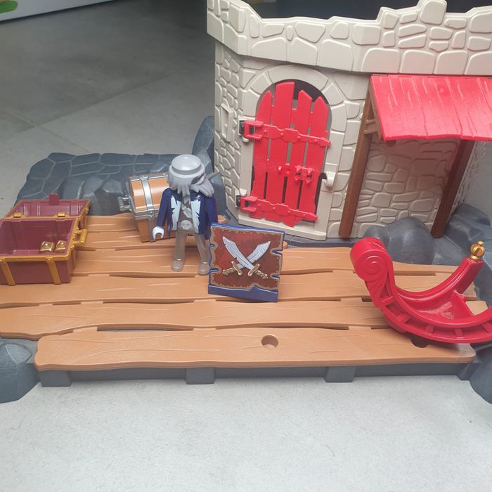 L ile des pirate + le radeau playmobil 3 pirates + 1 fantôme pirate - photo numéro 6