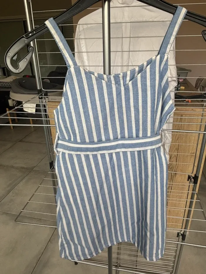Robe rayée bleue et blanche - photo numéro 3