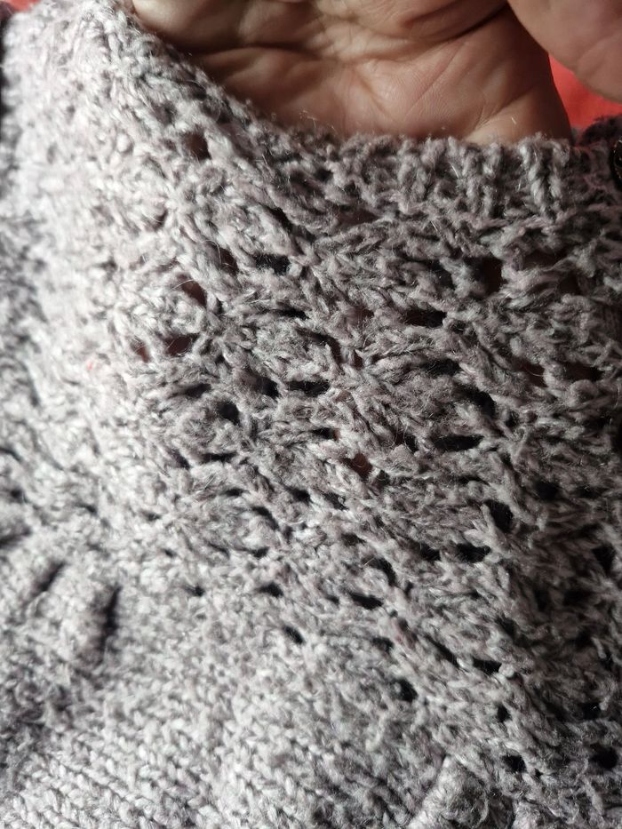 Superbe pull style péplum zone troutrous - photo numéro 6