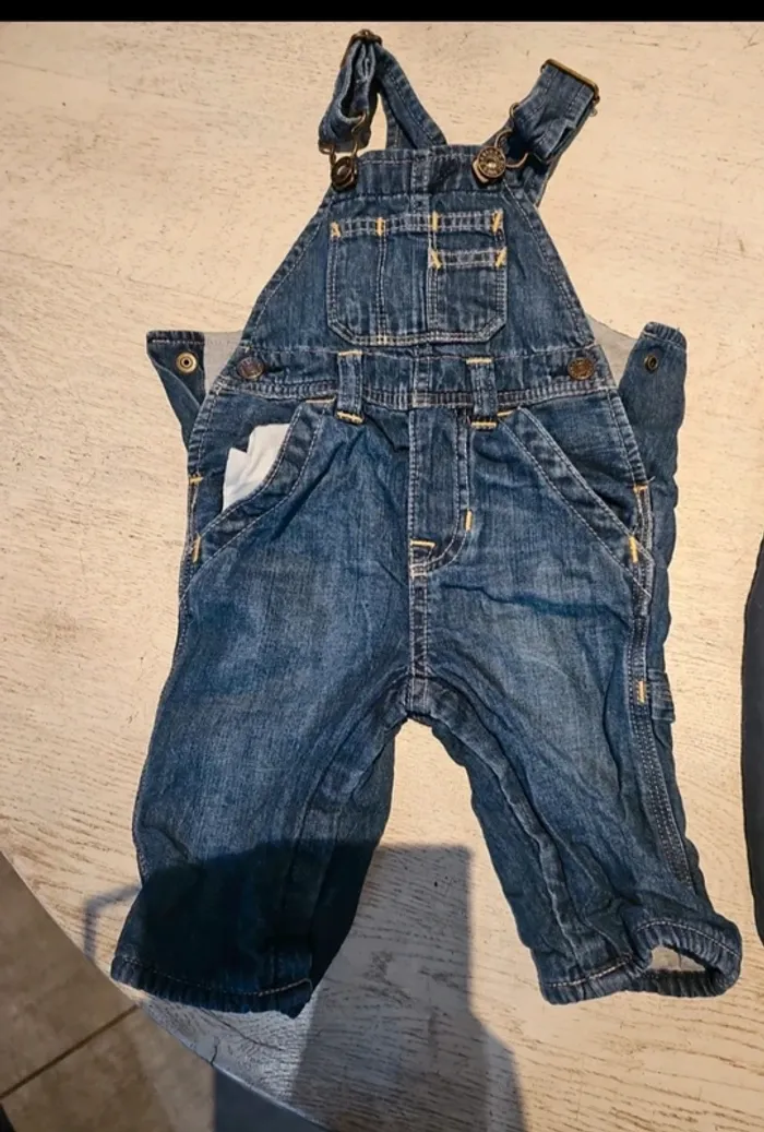 Lot de salopettes - photo numéro 2