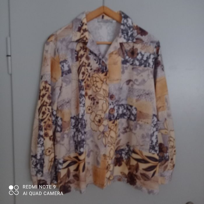 Blouse à motifs t48/50