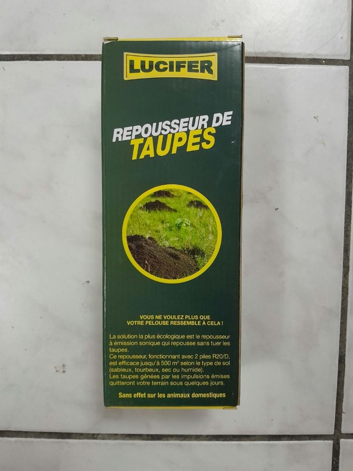 Repousseur de taupes - photo numéro 3