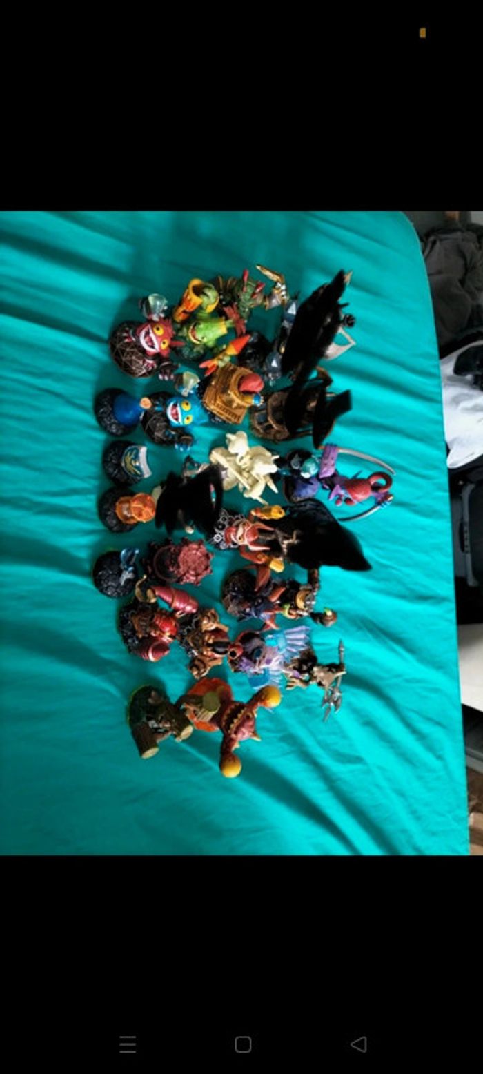 Figurine Skylanders (bien lire la description)
