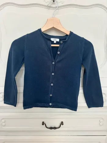 Petit gilet cardigan de couleur bleu foncé , marine taille 6 ans