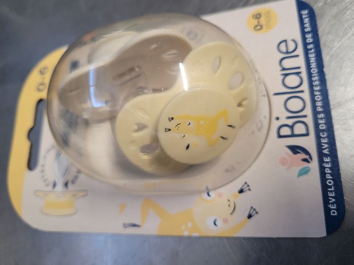 Biolane 6 Tétines anatomiques animaux - Sucettes extra-fines - 0 à 6 mois - photo numéro 4