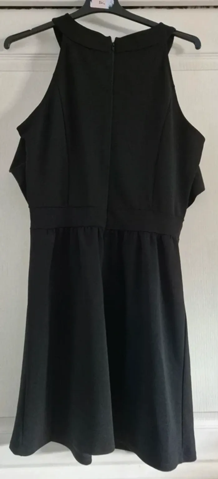 Robe Naf Naf Taille 40 - photo numéro 2
