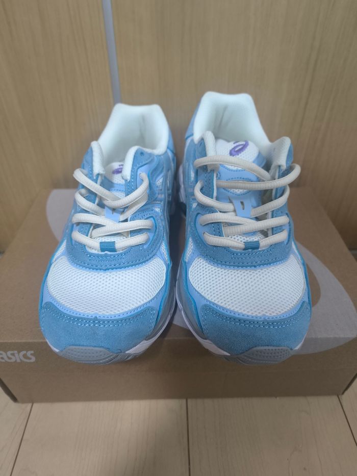 Baskets Asics GEL-NYC -- Pointure 39 - photo numéro 2