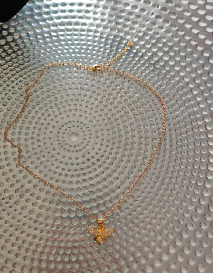 Collier fantaisie doré abeille - photo numéro 3