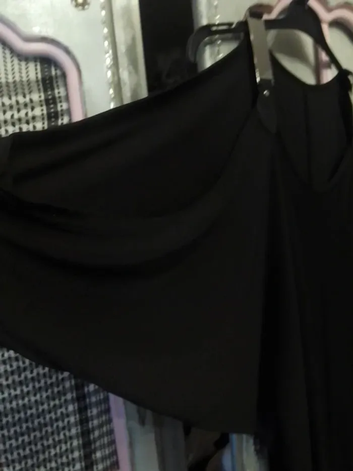 Robe noir manches chauve souris - photo numéro 3