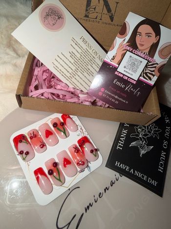 Press on nails 