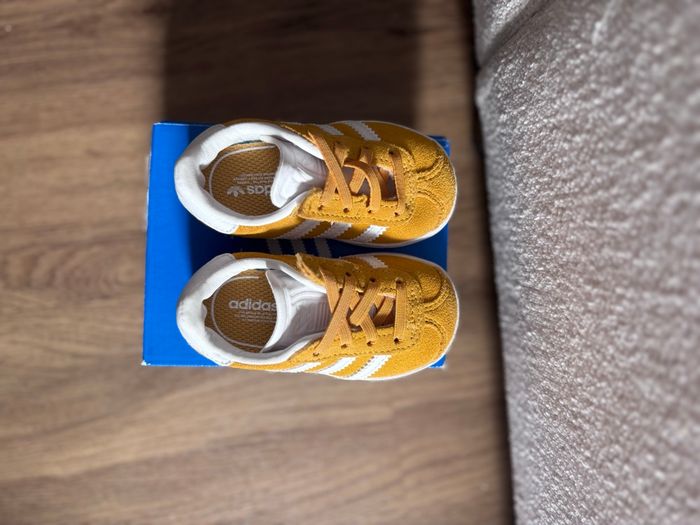 Basket adidas - photo numéro 2