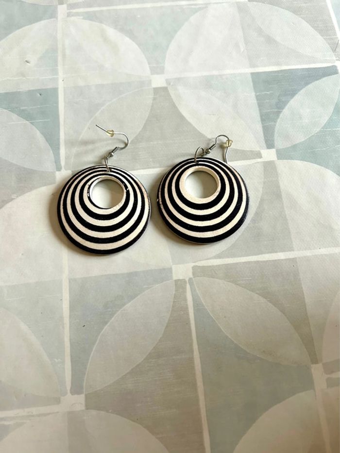 Lot de 2 paires de boucles d’oreilles - neuf - photo numéro 2