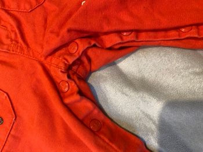 Jolie salopette rouge doublé hiver 6 mois 67cm - photo numéro 4