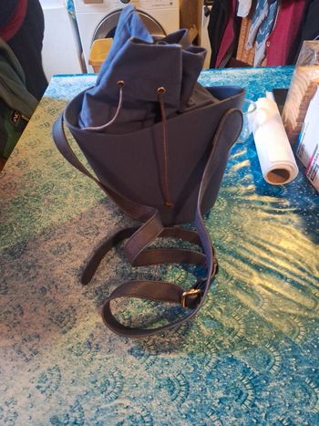 Sac bandoulière rigide