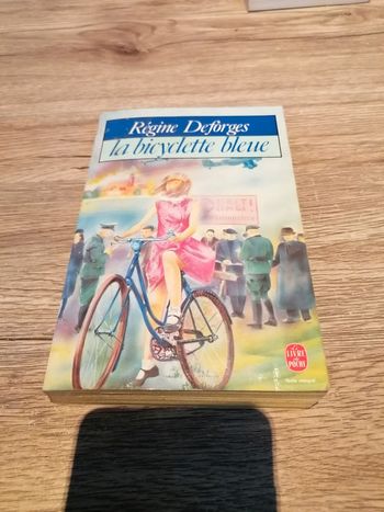 Livre la bicyclette bleue