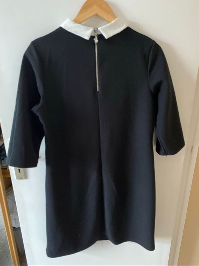 Robe noire taille M - photo numéro 2