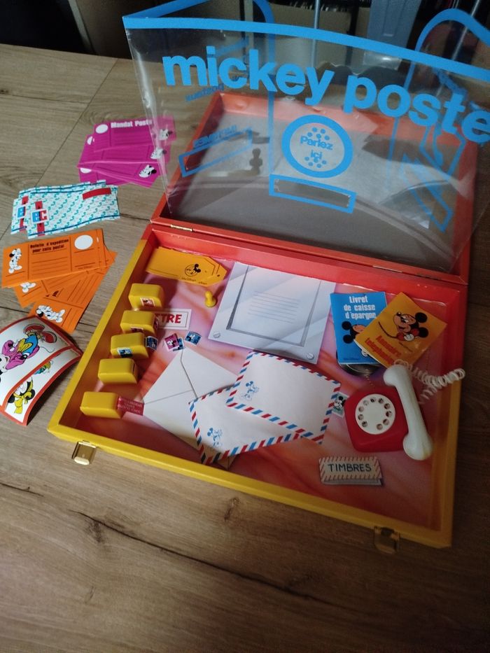 Malette Disney Poste - photo numéro 3