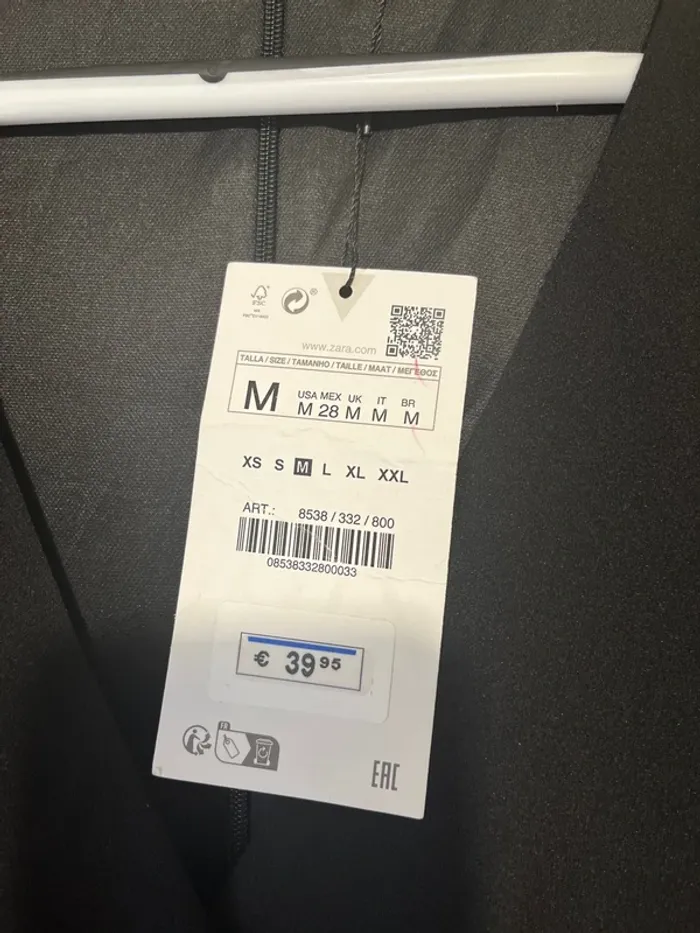 robe noire - photo numéro 5