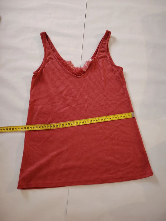 débardeur rouge 34 - photo numéro 9