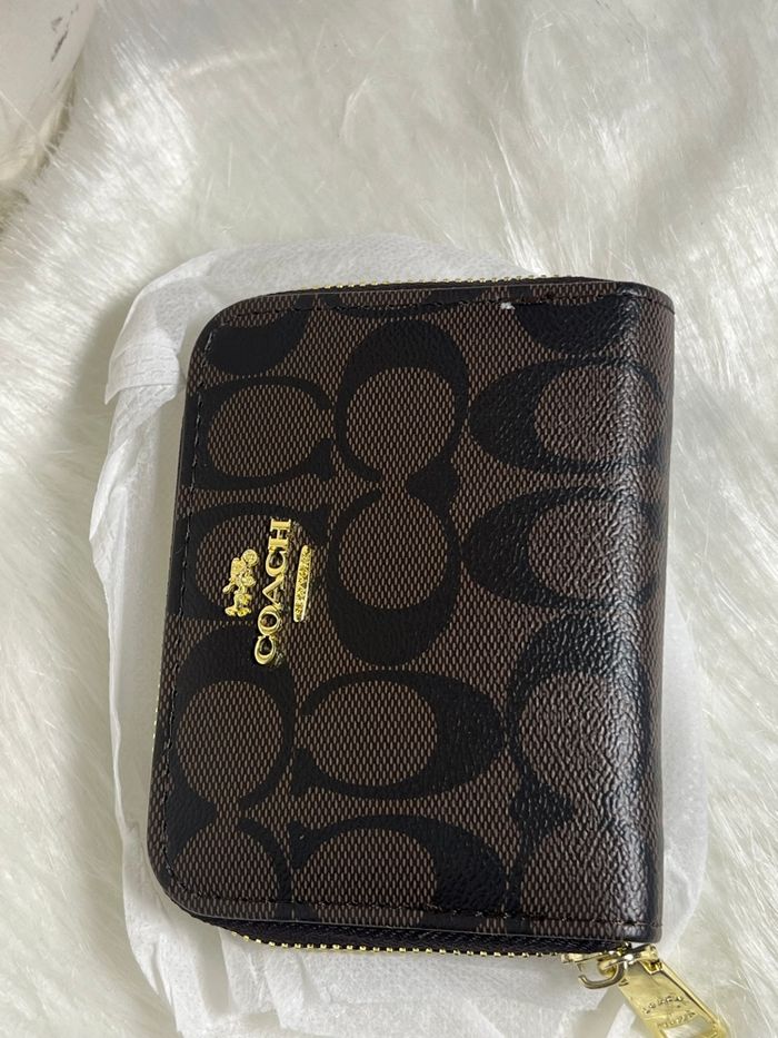 Portefeuille - photo numéro 2