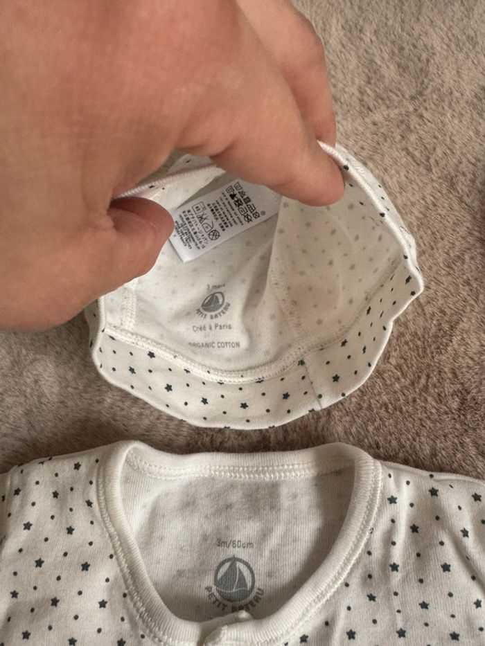 Lot cadeau naissance pyjama été bavoir bonnet naissance et couverture Petit Bateau en coton organic - photo numéro 5
