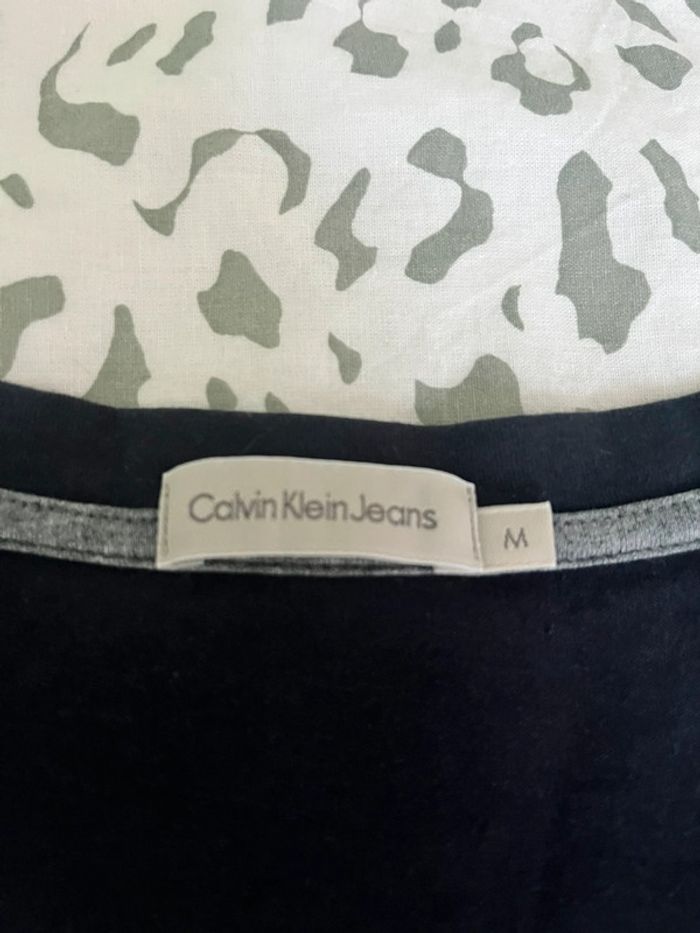 Tee-Shirt Calvin Klein Jeans Bleu marine - photo numéro 2