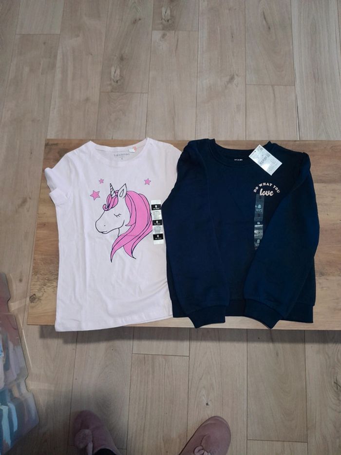 Sweat et t-shirt 8A