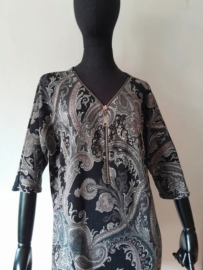 Robe printemps Manches 3/4 decolté plongeant - photo numéro 3