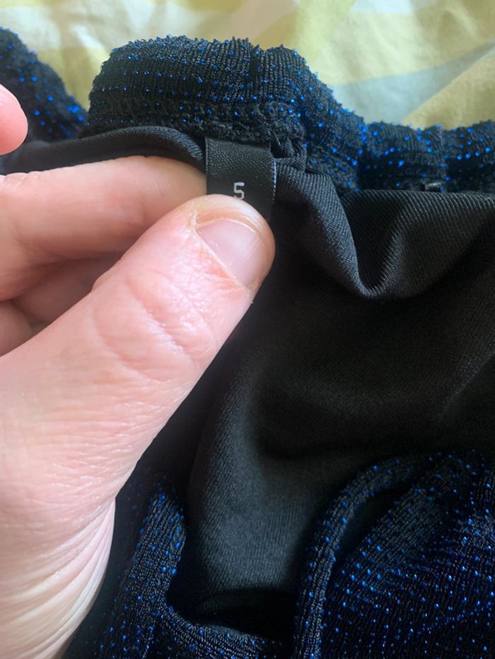 Haut noir à fibres métalliques bleues - Taille 5 - photo numéro 6