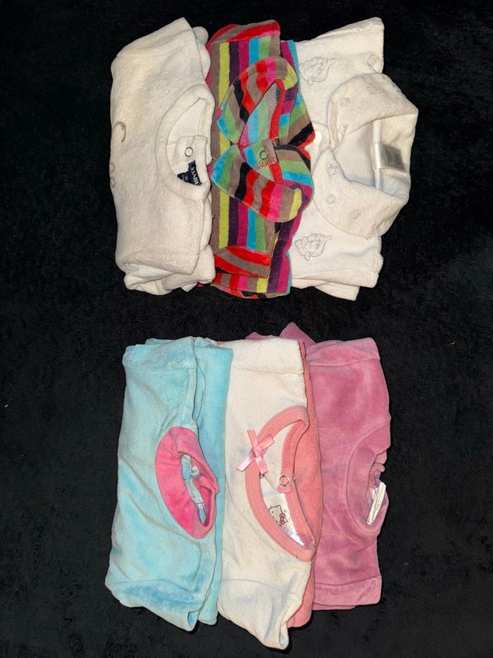 Lot de 6 pyjamas grenouillères et 9 Bodies Manches longues T3/6mois