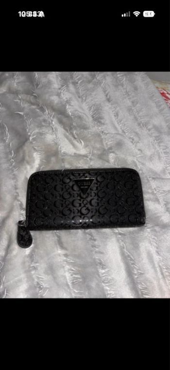 Porte feuille Guess