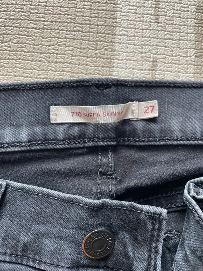 Jean levi’s. 710 super skinny 27 - photo numéro 3