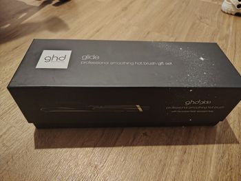 Brosse lissante GHD glide