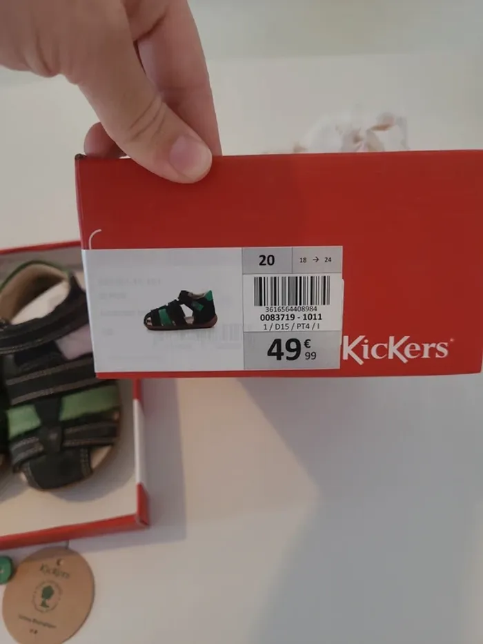 Sandale bleu vert kickers porté taille 20 - photo numéro 5