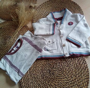 Ensemble gilet beige + tee shirt manches longues Sergent Major taille 18 mois