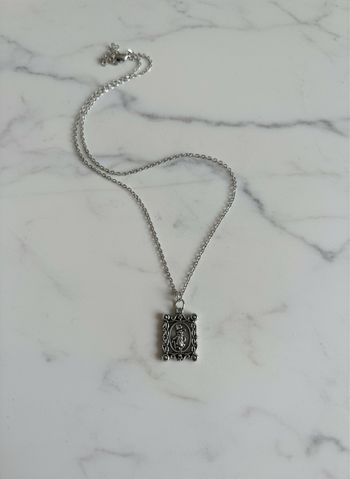 Collier pendentif lapin