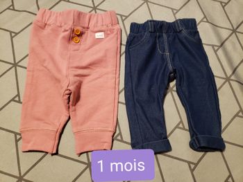 2 jeggings 1 mois