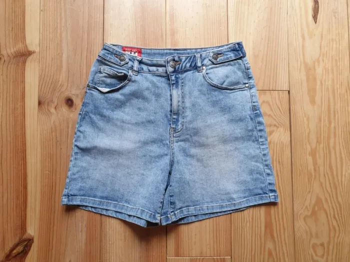 Short en jean Naf Naf taille 40