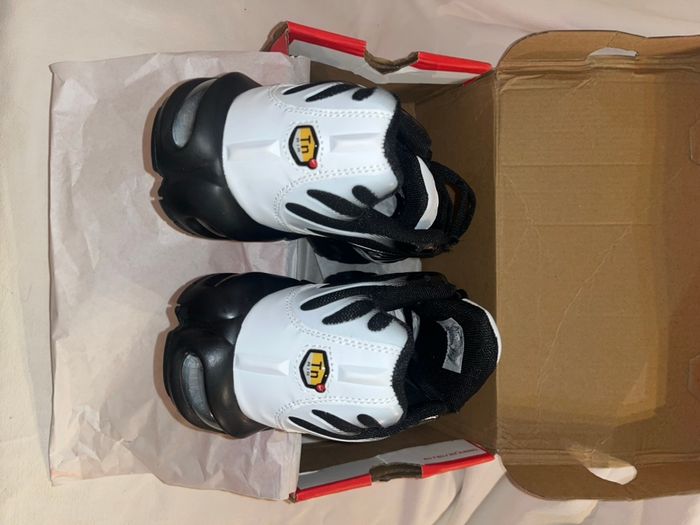 Nike TN noire et blanche - photo numéro 6
