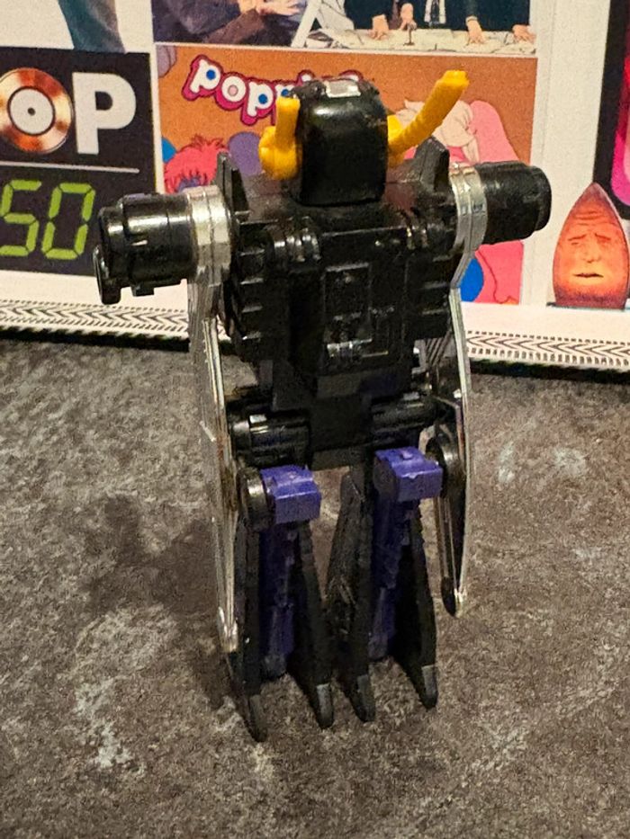 Transformers G1 Kickback Decepticon Insecticon - photo numéro 6