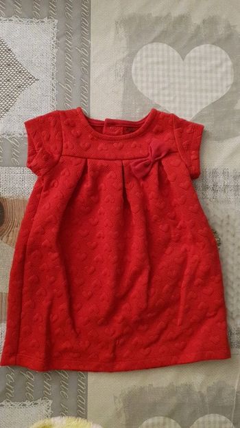 Robe 6mois rouge coeurs