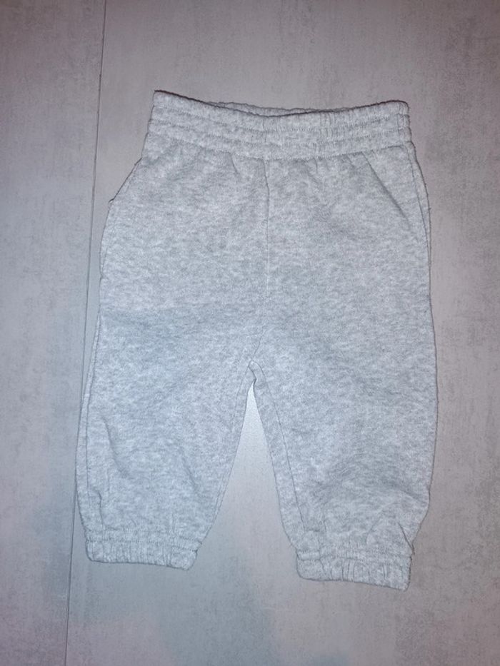 Bas de survêtement 9 mois